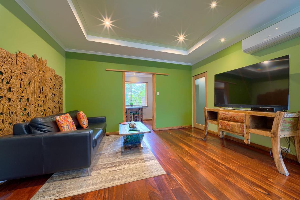 Albany Bali Style Accommodation ภายนอก รูปภาพ