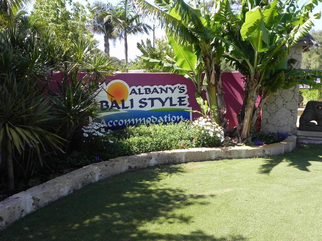 Albany Bali Style Accommodation ภายนอก รูปภาพ