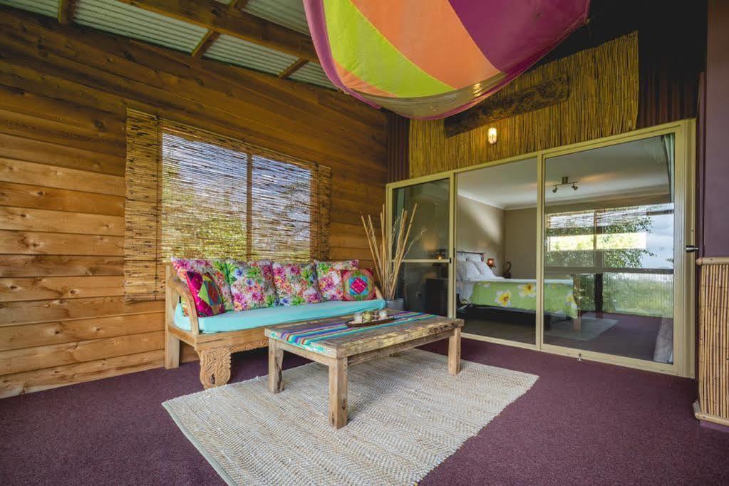 Albany Bali Style Accommodation ภายนอก รูปภาพ
