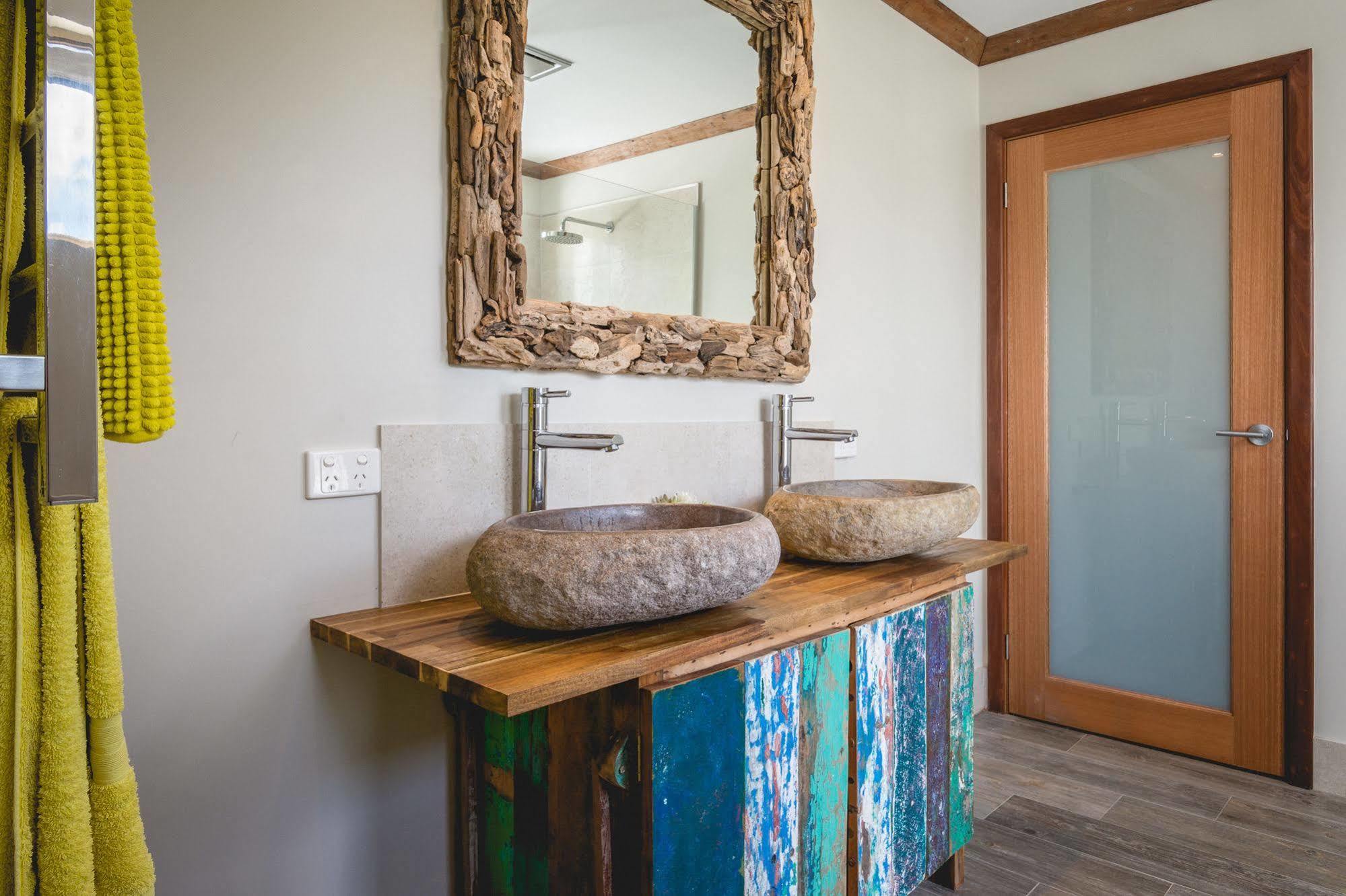 Albany Bali Style Accommodation ภายนอก รูปภาพ
