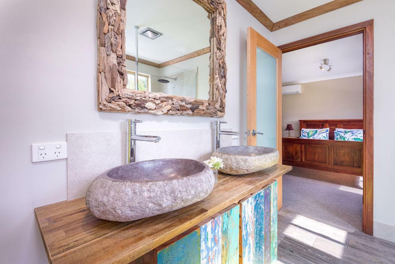 Albany Bali Style Accommodation ภายนอก รูปภาพ
